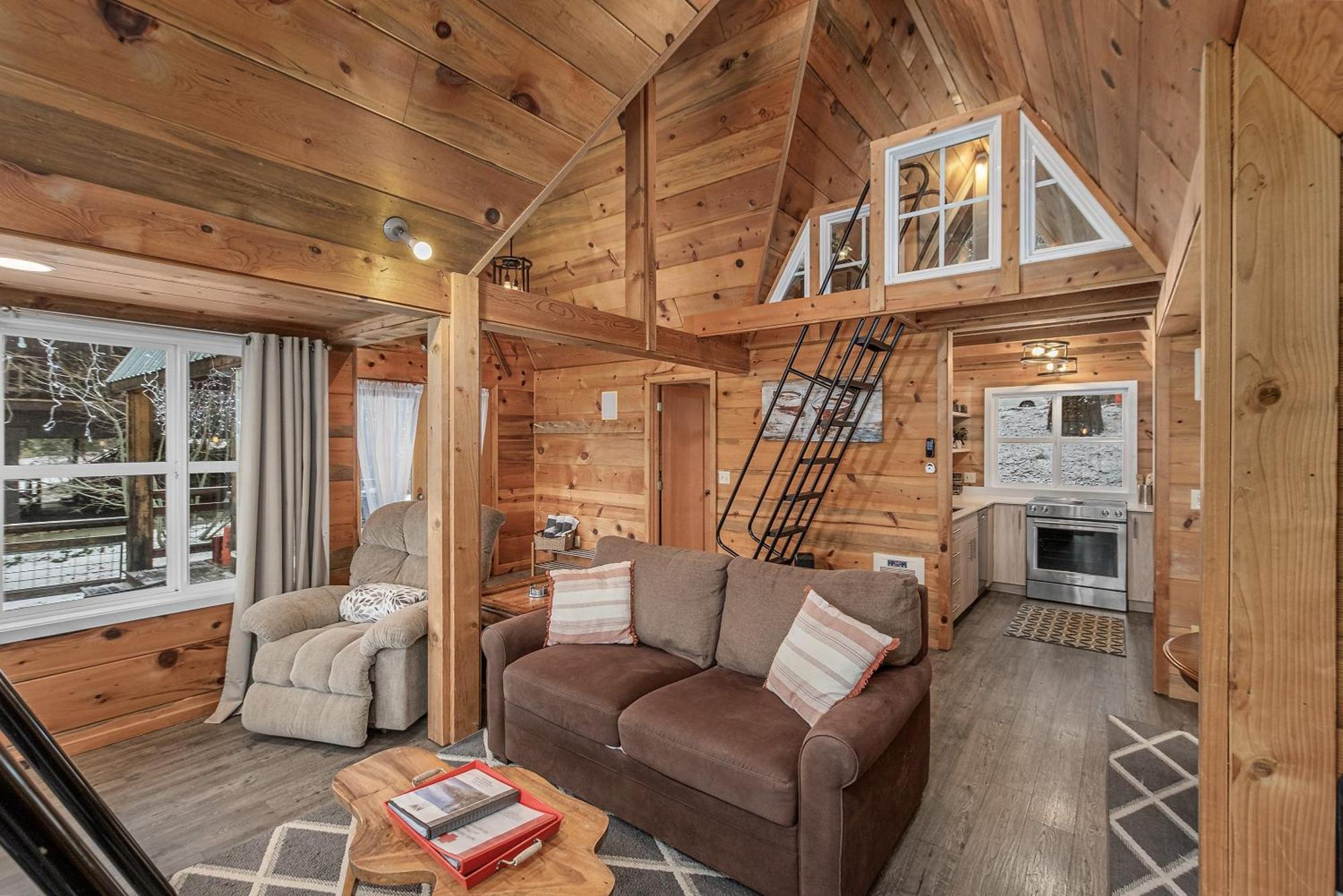 Doc Roy'S Legacy On Fish Lake By Nw Comfy Cabins ليفينورث المظهر الخارجي الصورة